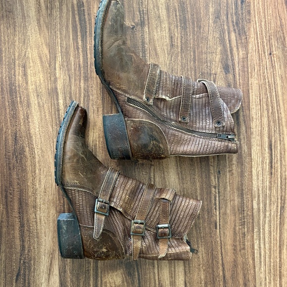 Freebird by Steven Textured Brown Combat Boots - Picture 2 of 4